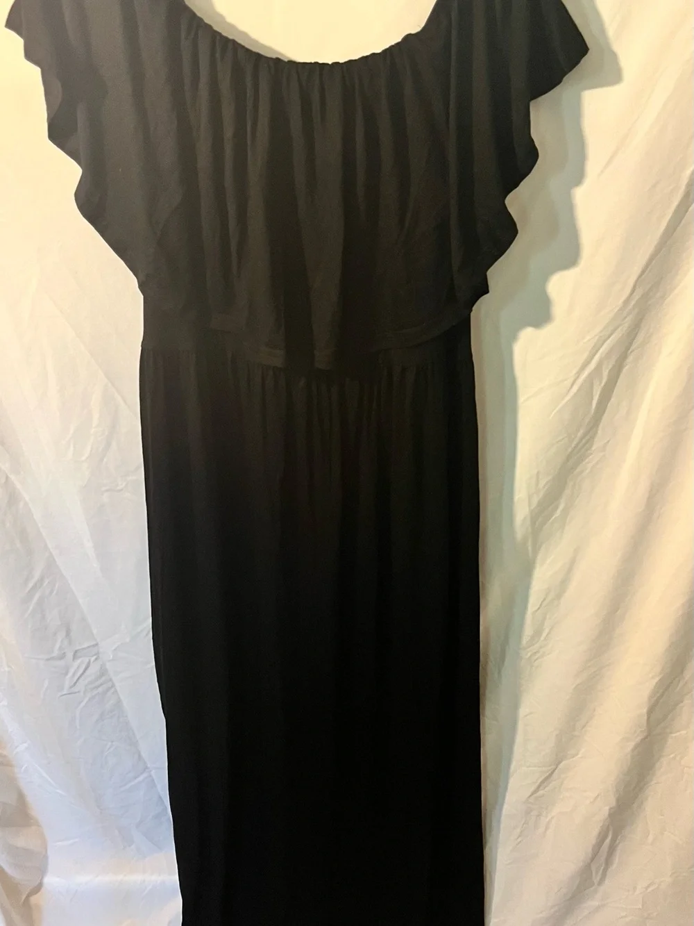 NWT Verabendi Off-Shoulder Black Maxi Dress with Pockets